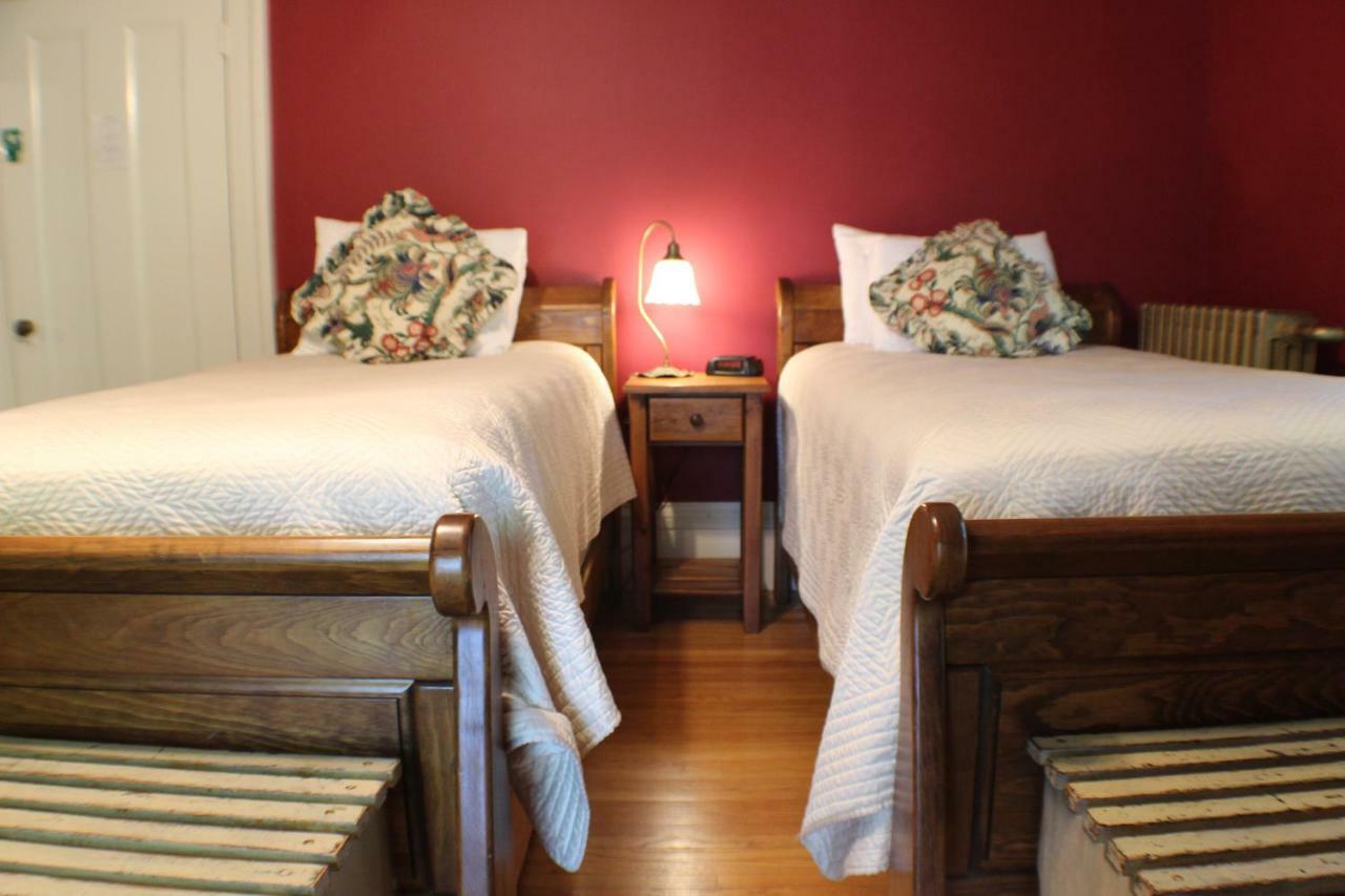 Evangeline Inn & Motel Grand-Pre ภายนอก รูปภาพ